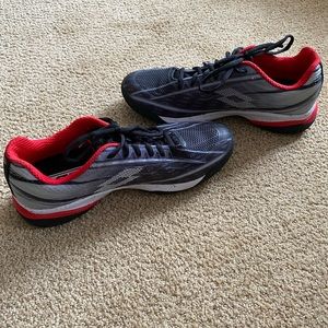 Lotto Men’s Tennis Shoes SIZE 9